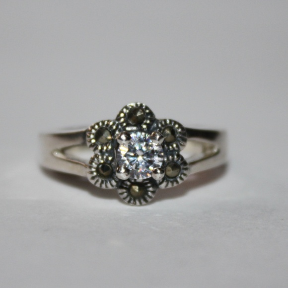 Vintagejelyfish Jewelry - Sterling Beautiful CZ & Marcasite Flower Ring NWT